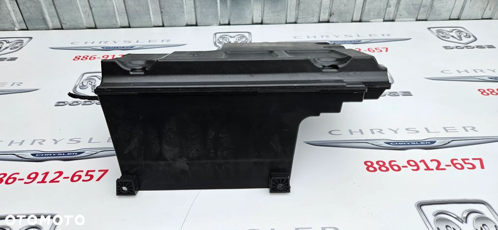 RAM 1500 V 5 2019- Głośnik subwoofer P68277288AB 68277288AB - 9