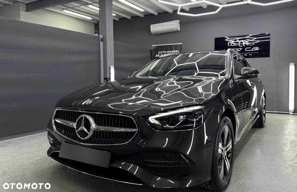 Mercedes-Benz Klasa C ver-300-e-9g--tronic-amg-line - 3