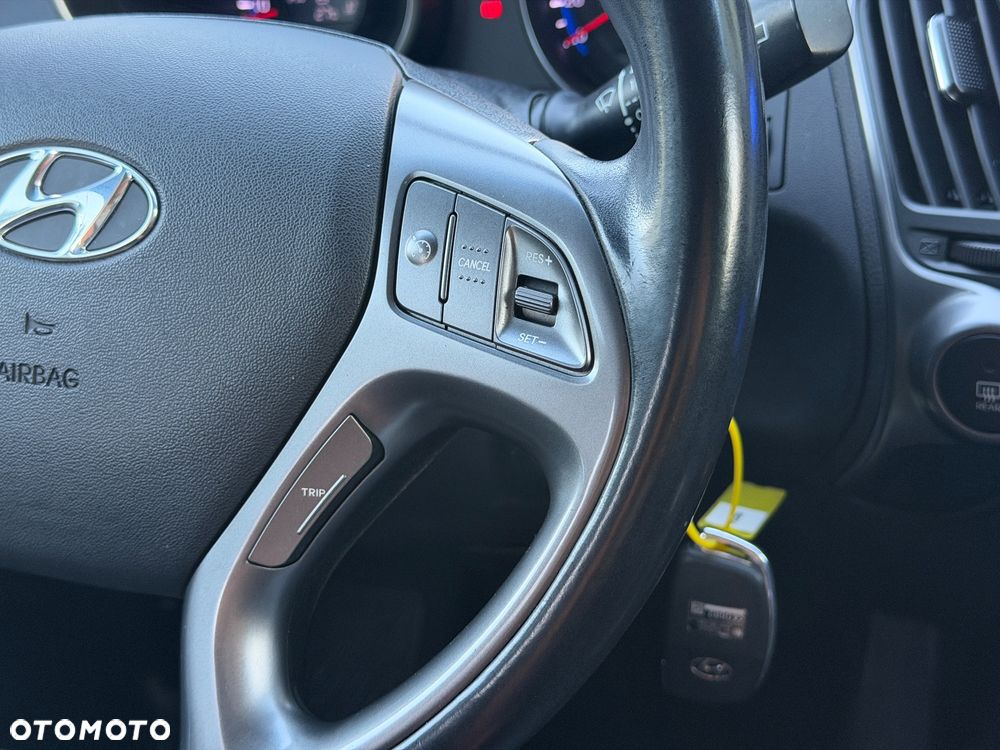 Hyundai ix35 blue 1.6 2WD Finale Gold - 25