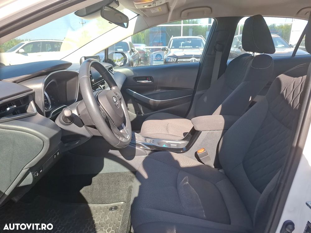 Toyota Corolla - 14