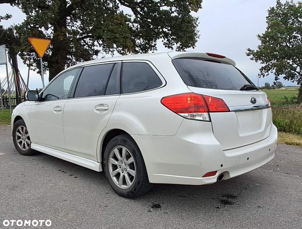 Subaru Legacy - 4
