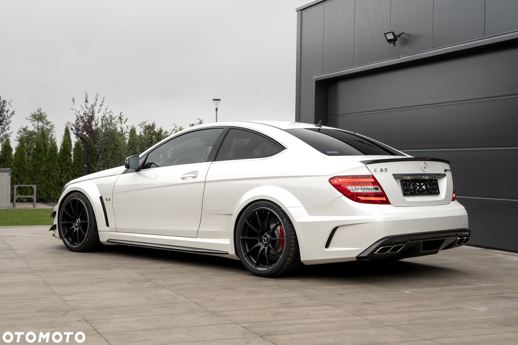Mercedes-Benz Klasa C 63 AMG - 2