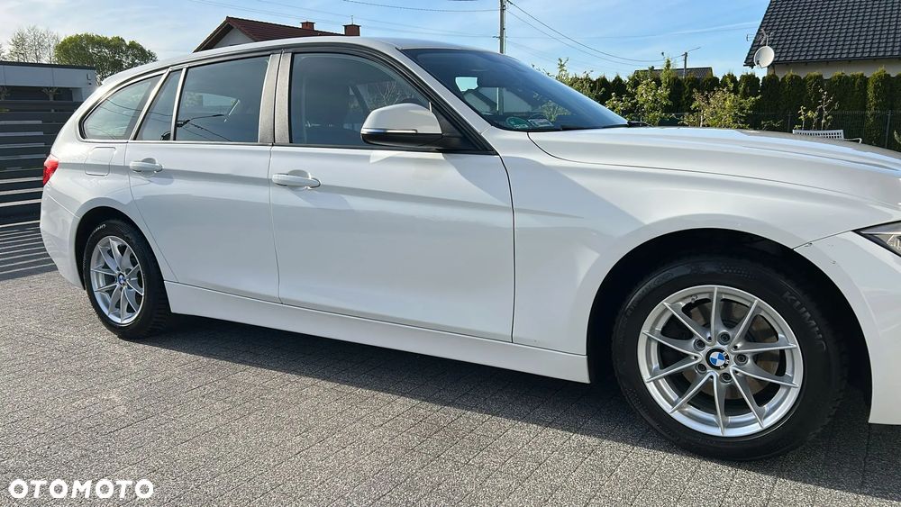 BMW Seria 3 316d EU6 - 2