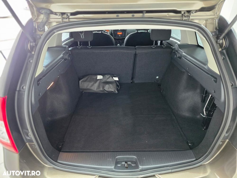 Dacia Logan 1.5 Blue dCi SL PLUS - 11