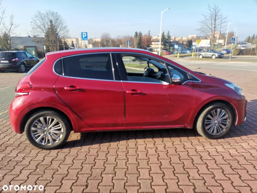 Peugeot 208 1.2 PureTech Allure - 10