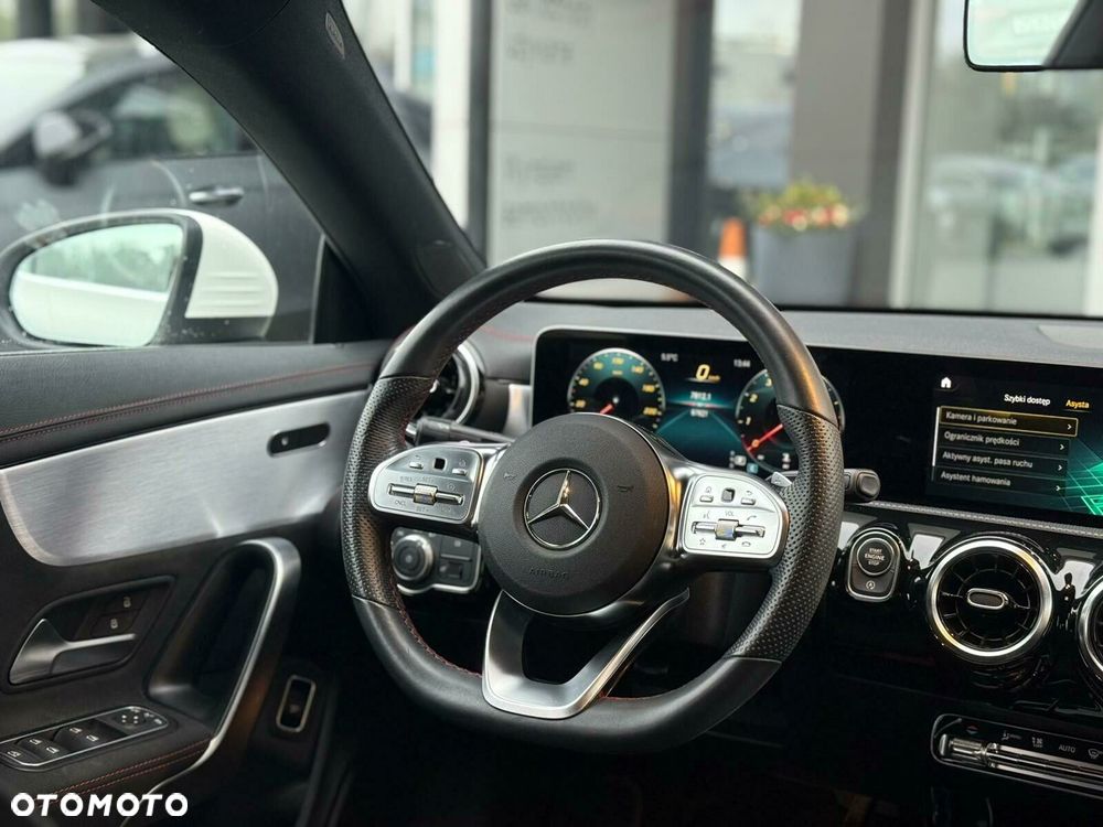 Mercedes-Benz CLA - 4