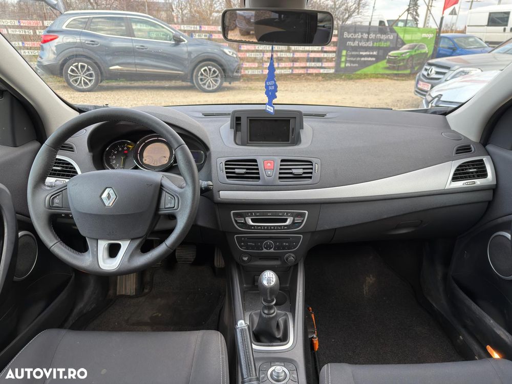 Renault Megane 1.6 16V 110 Dynamique - 9