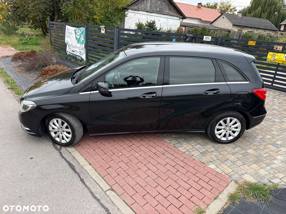 Mercedes-Benz Klasa B 180 7G-DCT UrbanStyle Edition - 5