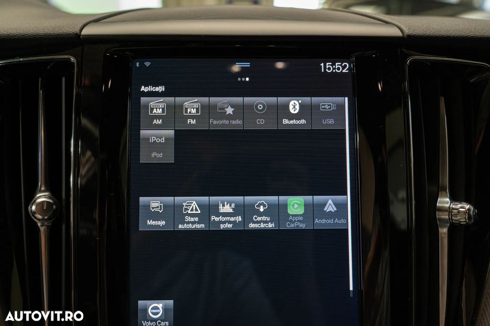 Volvo XC 60 D5 AWD Geartronic RDesign - 32
