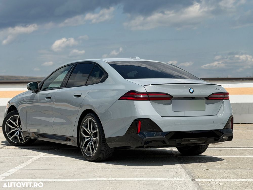BMW Seria 5 520d AT MHEV - 17