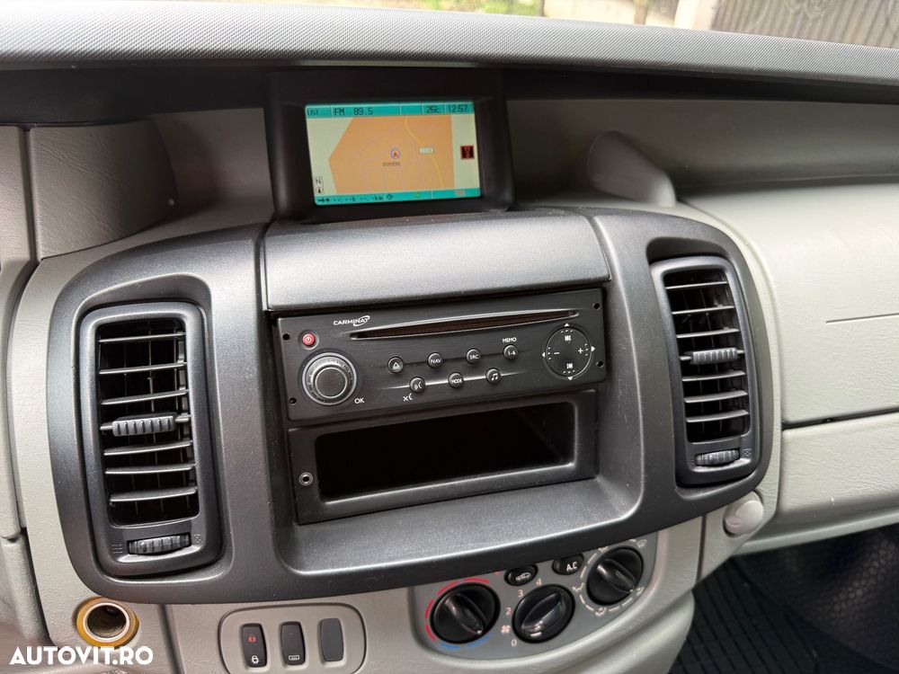 Renault Trafic - 22