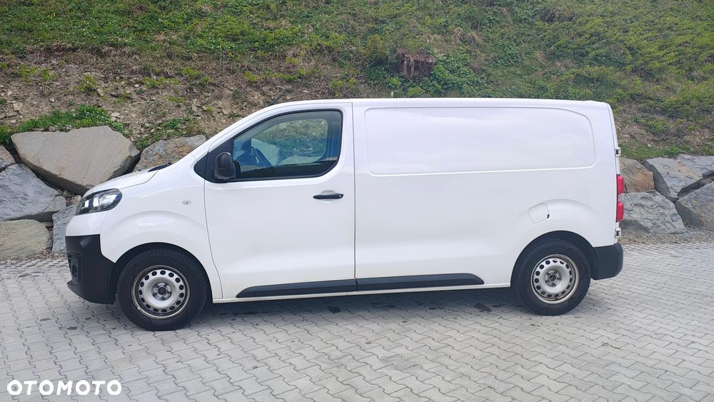 Opel Vivaro - 17