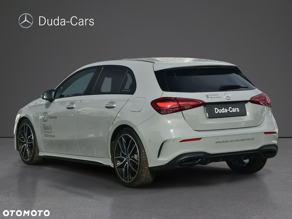 Mercedes-Benz Klasa A 200 AMG Line 7G-DCT - 3