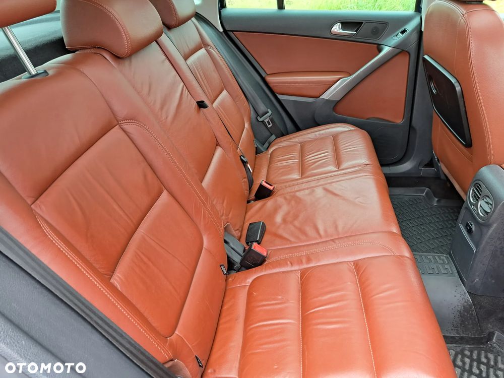 Volkswagen Tiguan - 20