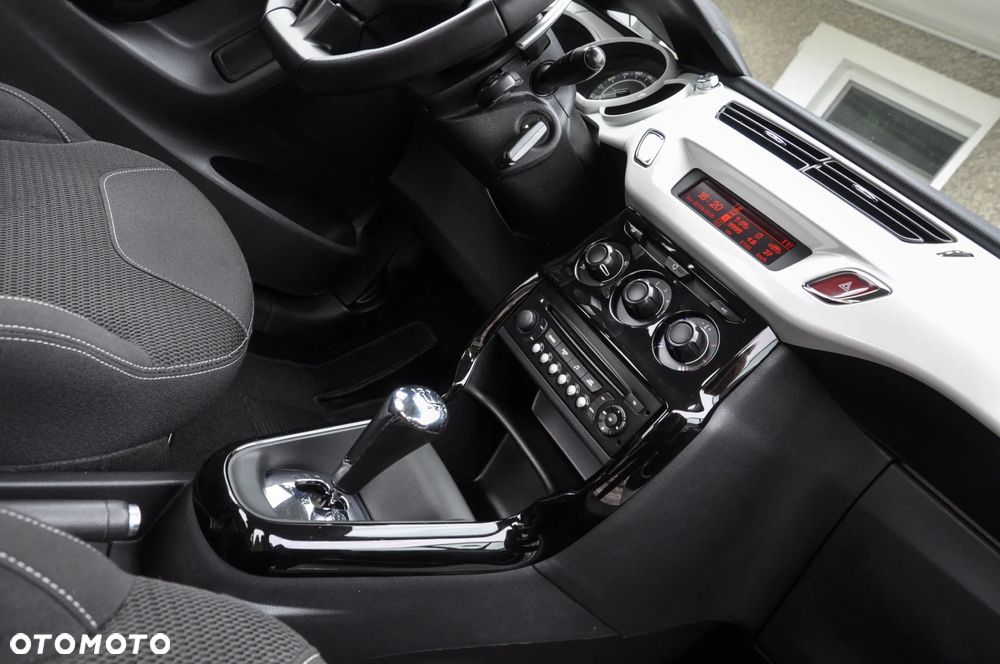 Citroën C3 e-HDi 70 EGS Selection - 22