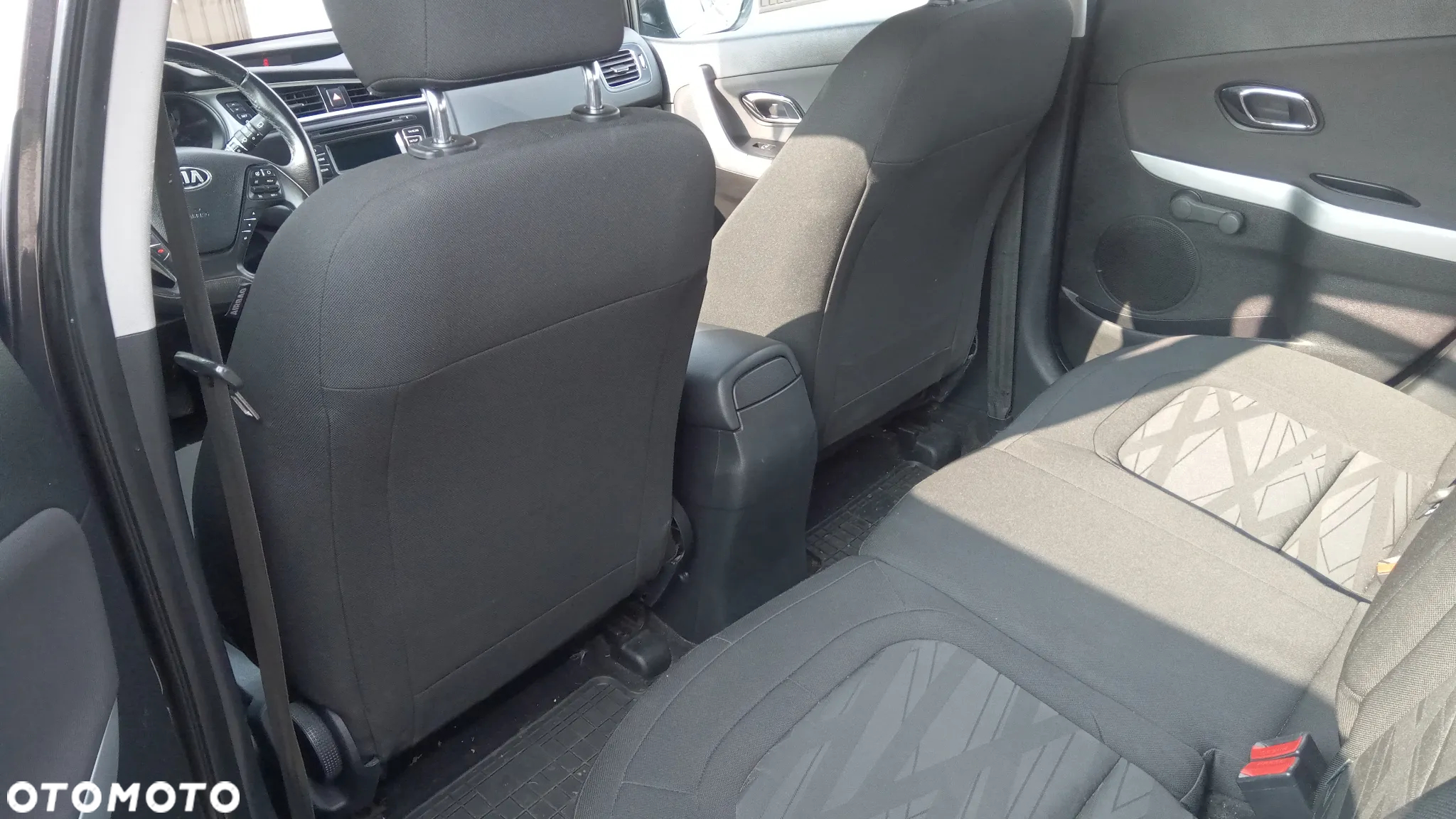 Kia Ceed - 13