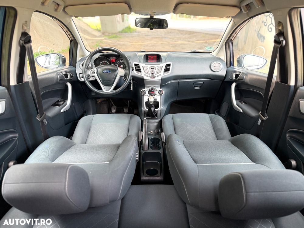 Ford Fiesta 1.25i Titanium - 7