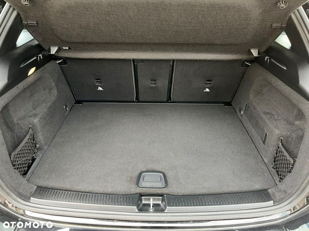 Mercedes-Benz Klasa B 180 d 7G-DCT Edition 2020 - 32