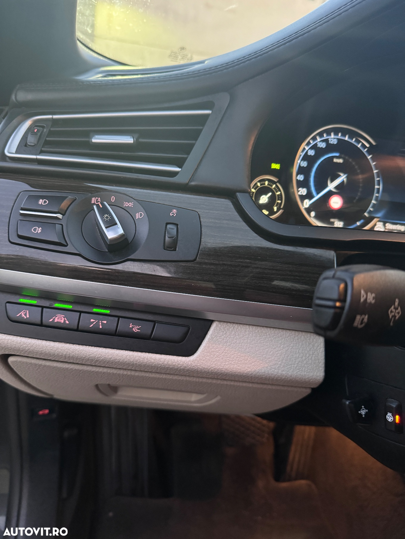 BMW Seria 7 740d - 14