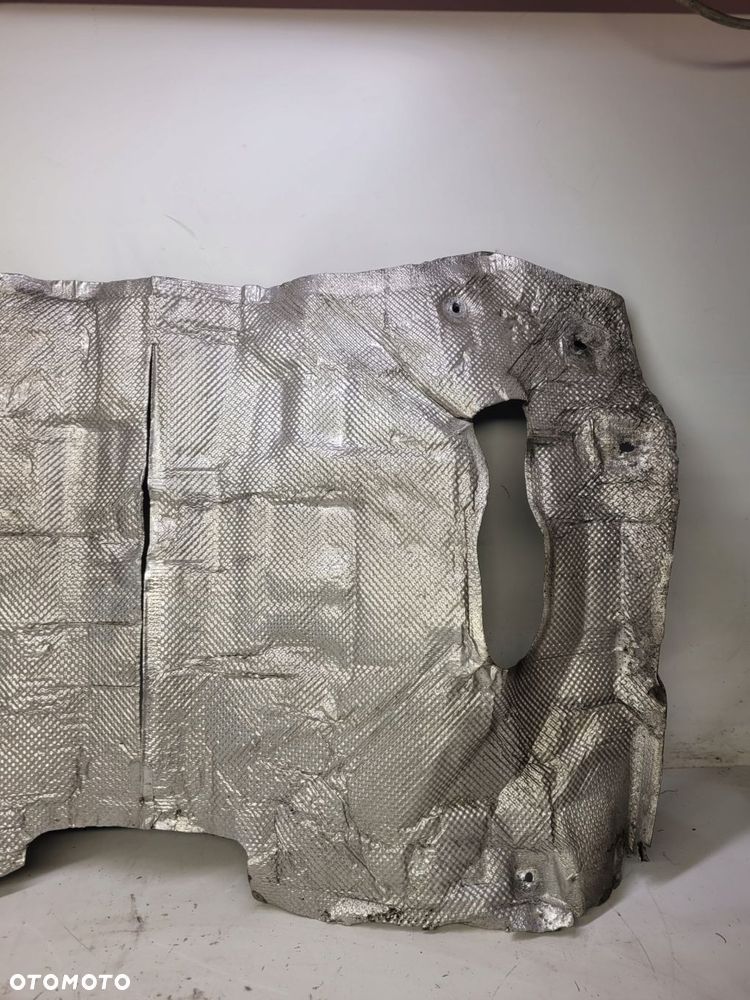 OSŁONA TERMICZNA TUNELU AUDI A4 B8 A5 8K0803979 - 3