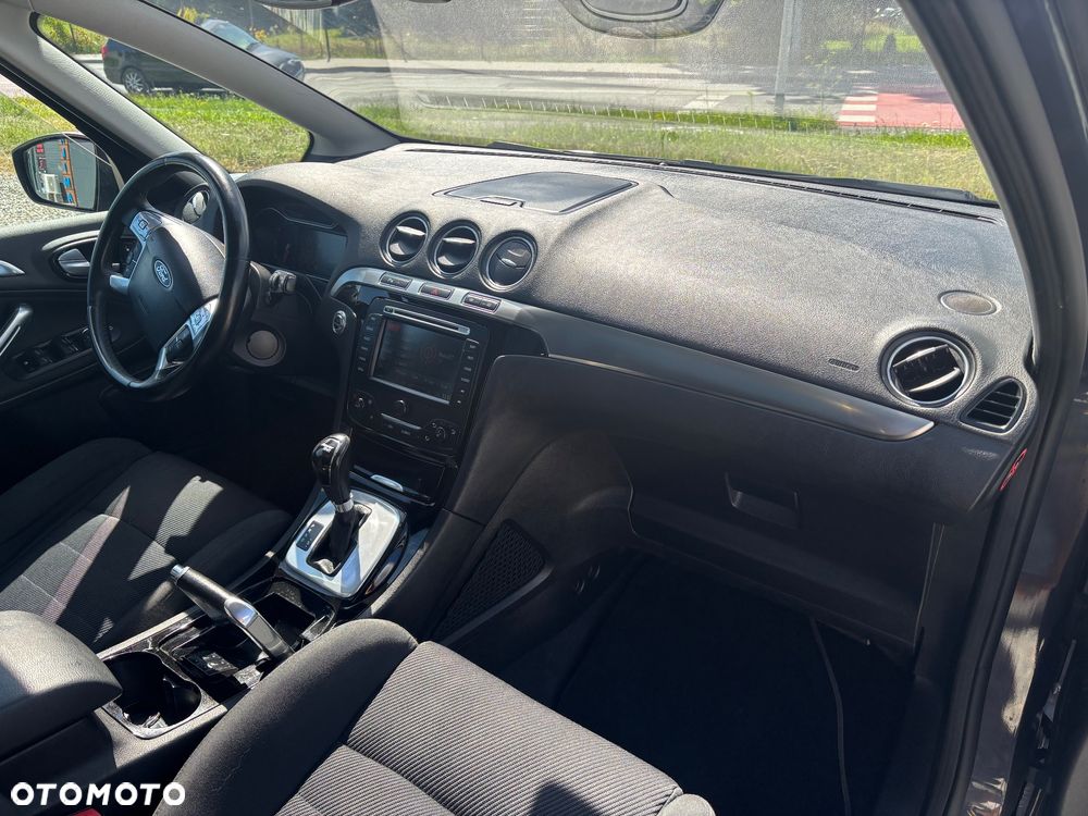 Ford S-Max 2.0 TDCi DPF Titanium X - 33