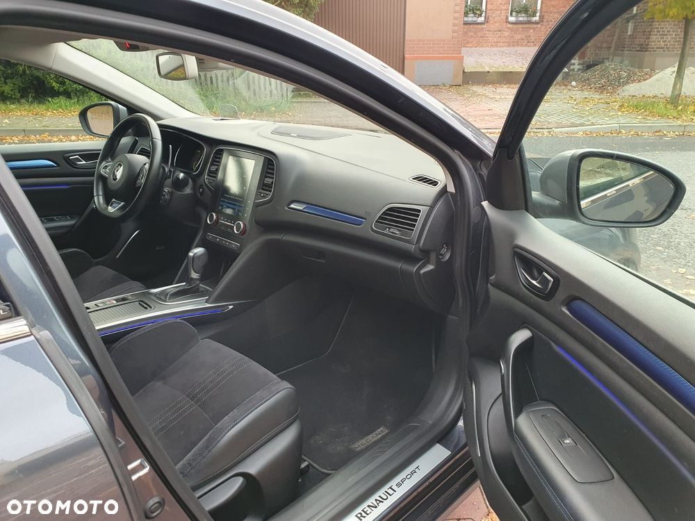 Renault Megane ENERGY TCe 205 EDC GT - 10