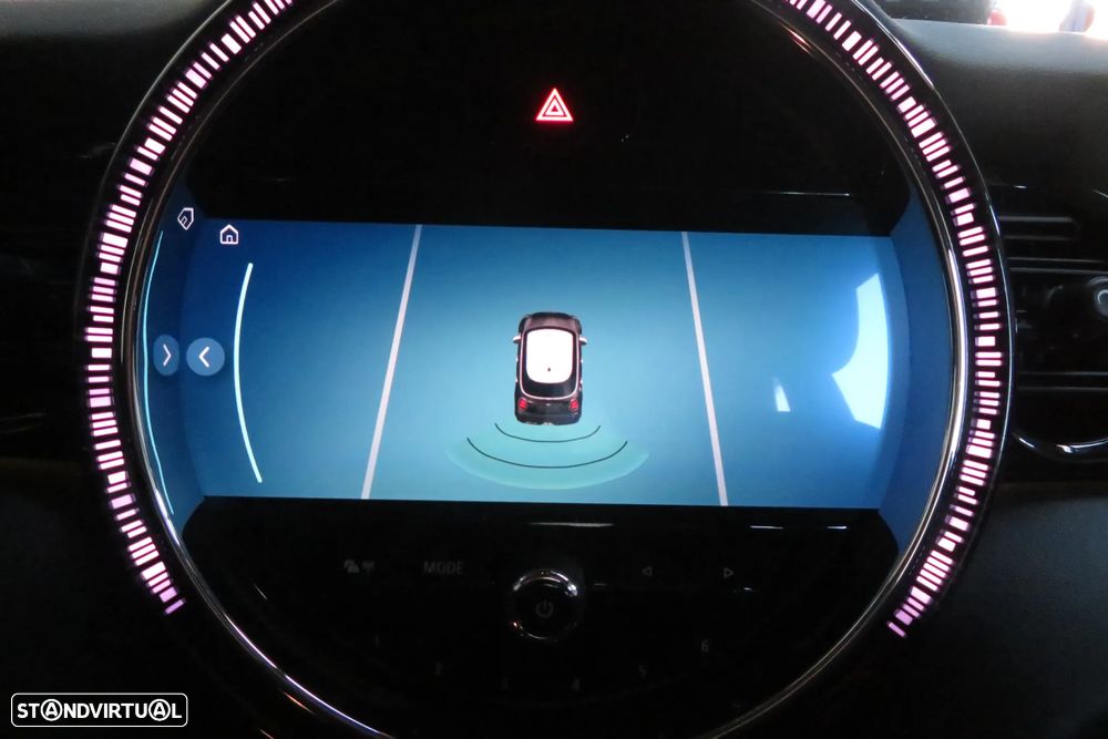 MINI 5 Portas Cooper Auto - 18