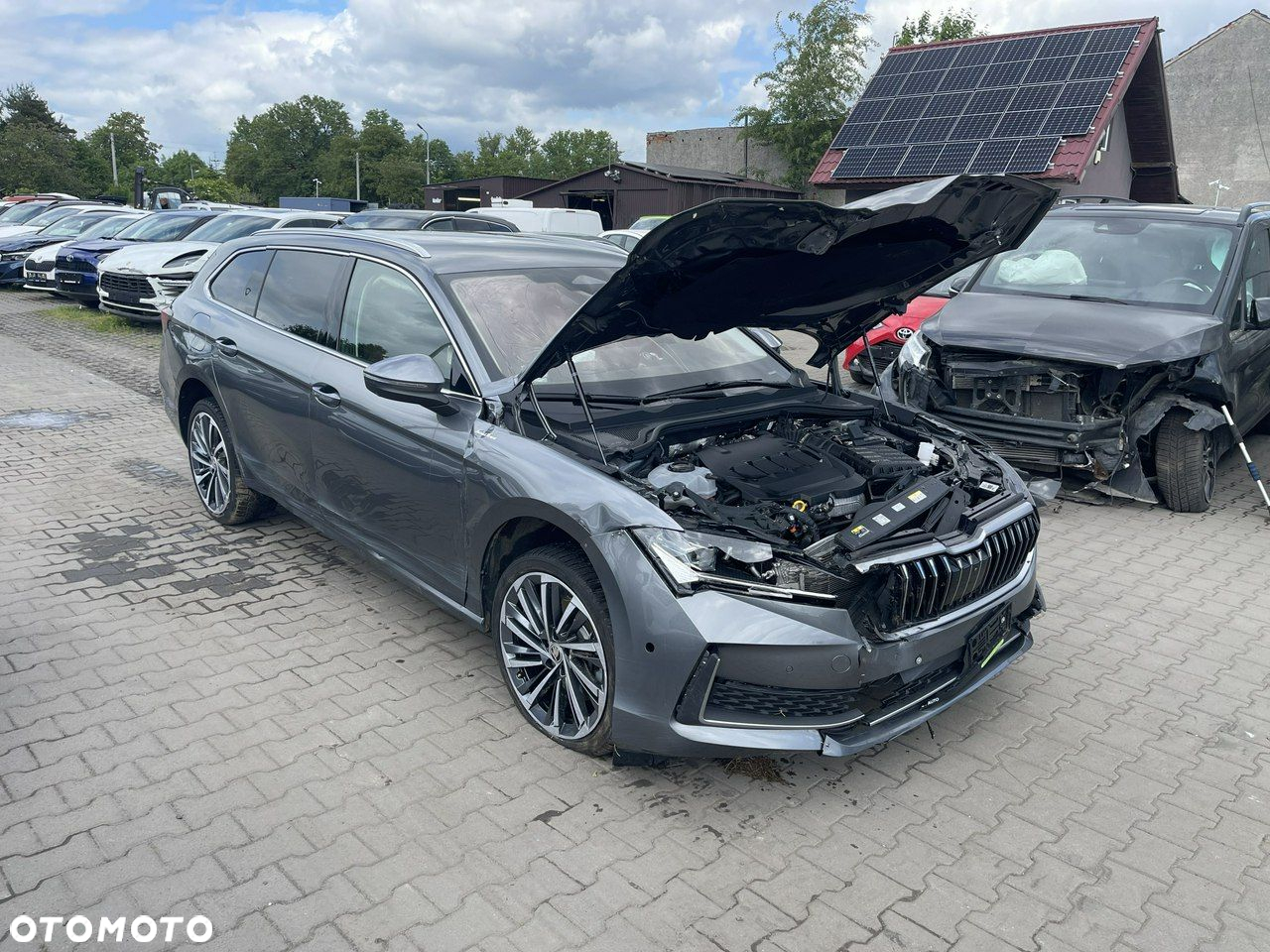 Skoda Superb 2.0 TDI SCR 4x4 L&K DSG - 3