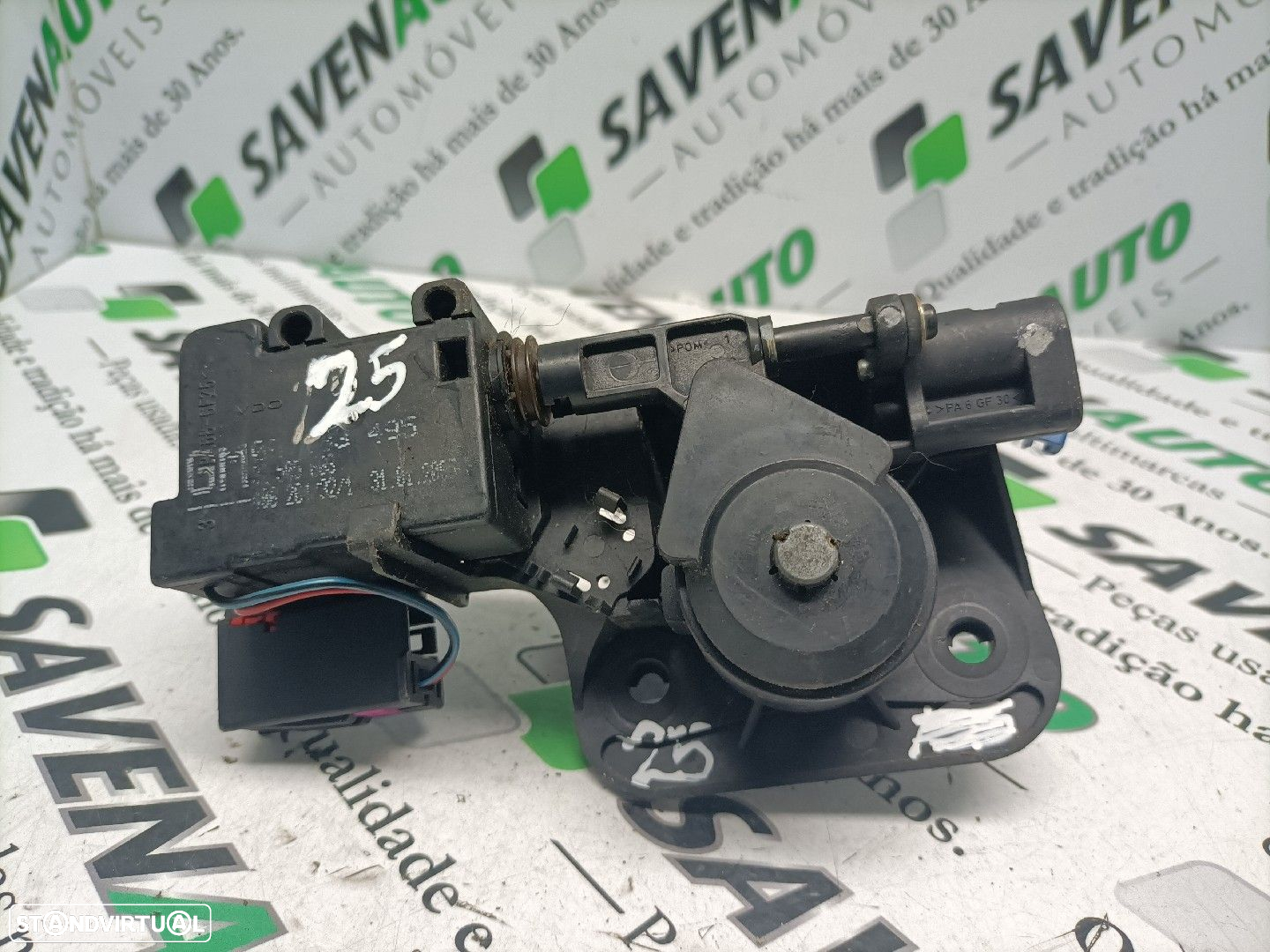 Interruptor / Switch / Botão Da Mala Opel Corsa C (X01) - 3