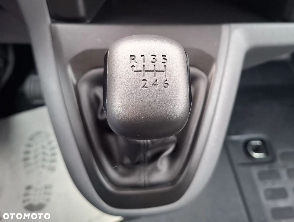 Peugeot Expert - 25