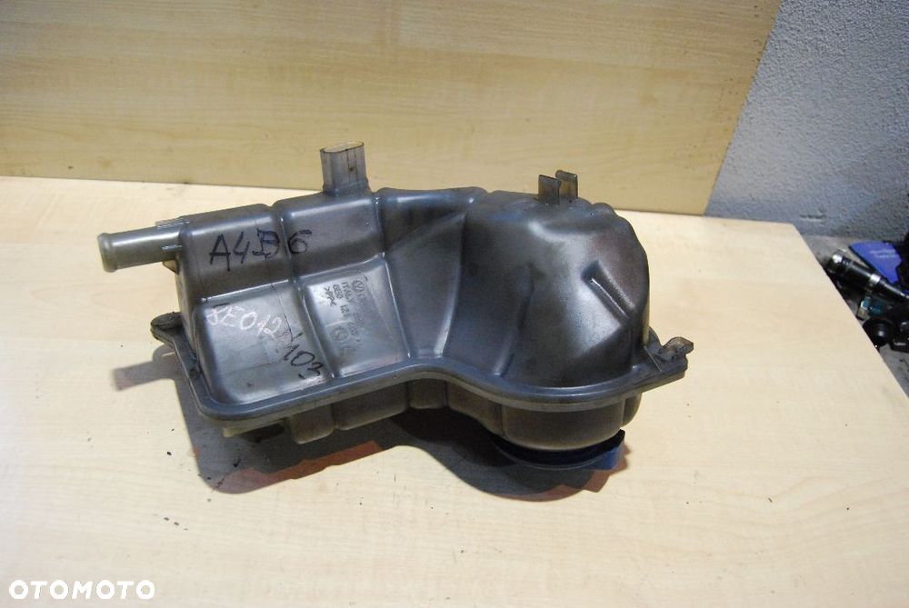 ZBIORNICZEK WYRÓWNAWCZY 8E0121403 AUDI A4 B6 B7 ORI 8E0121403D - 9