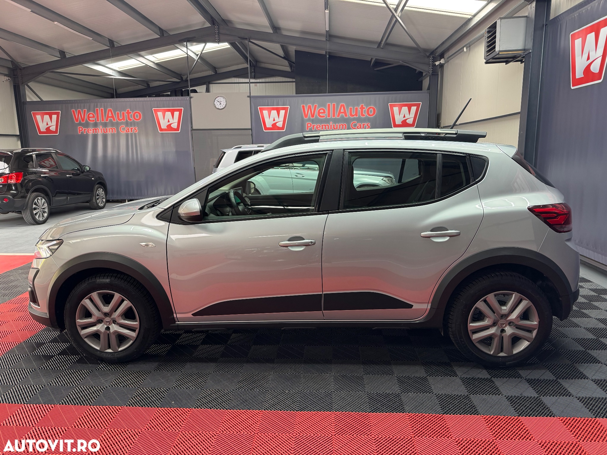 Dacia Sandero - 8