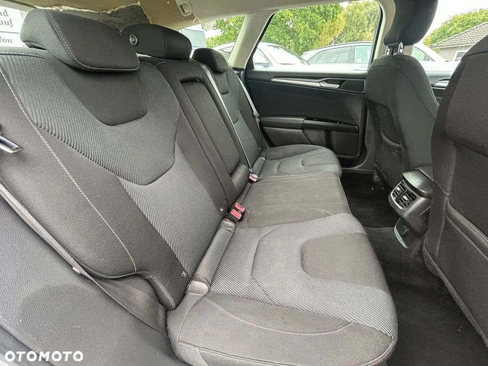 Ford Mondeo - 17