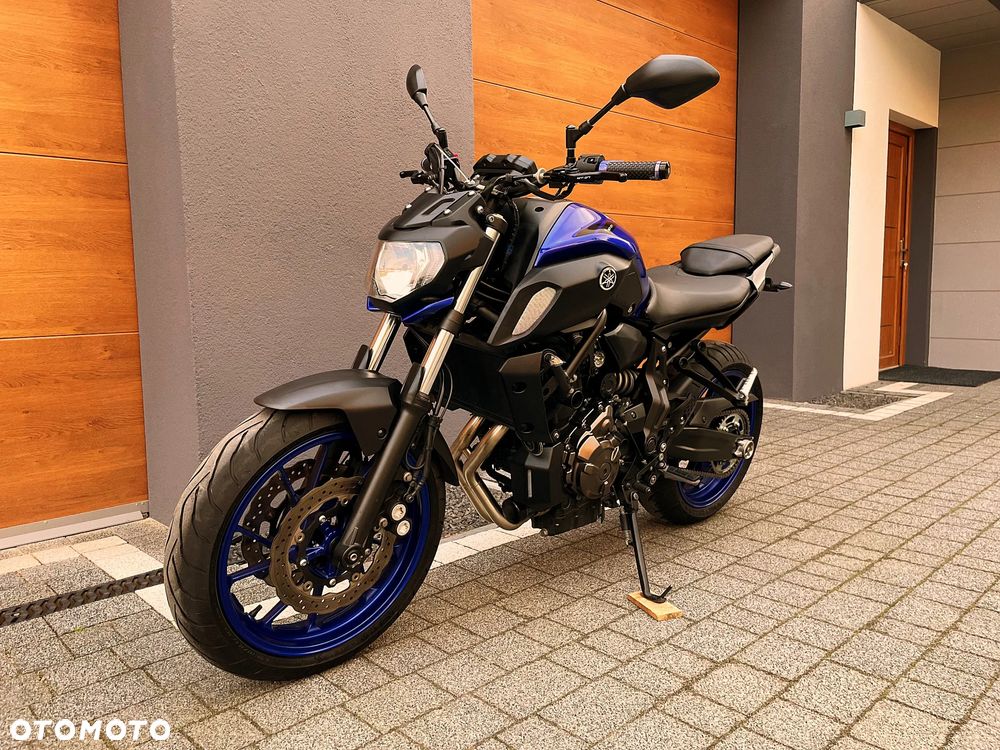 Yamaha MT - 4