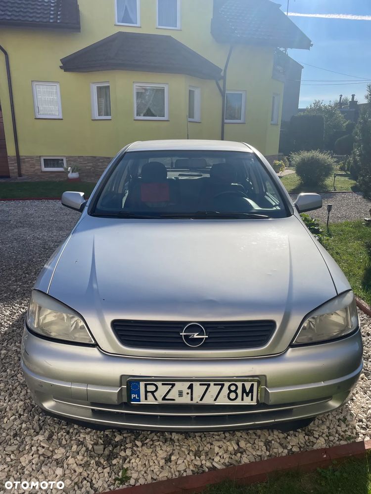 Opel Astra - 3