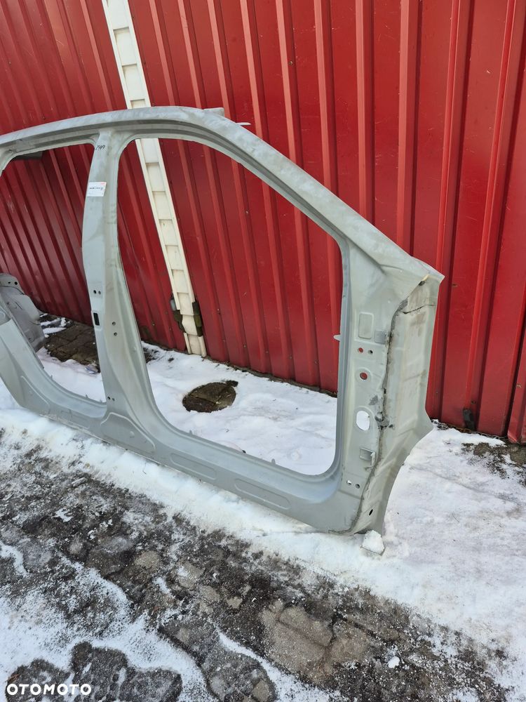 Omoda 5 prawy bok słupek próg 509002949AADYJ - 2