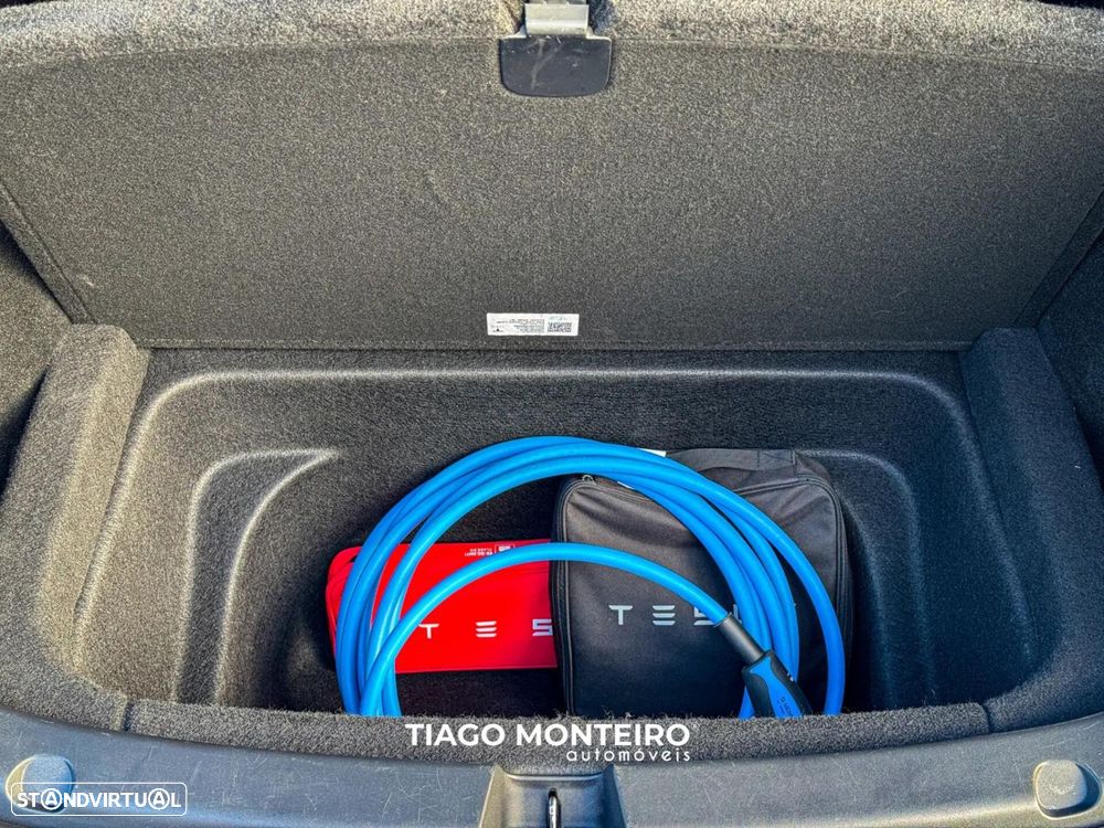 Tesla Model Y Tração Traseira - 46