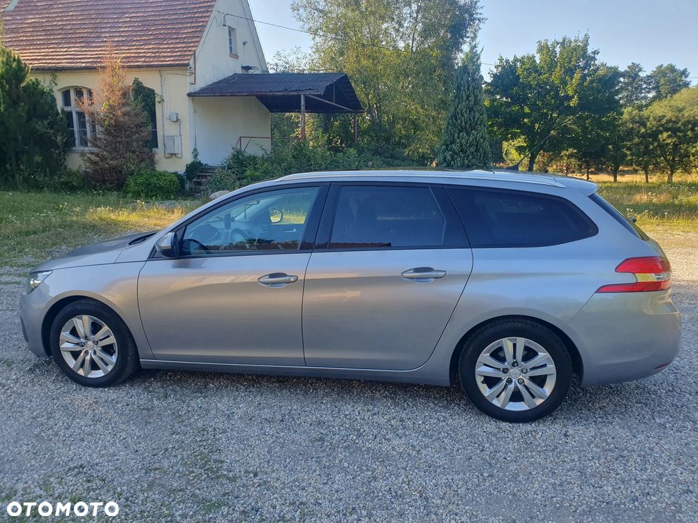 Peugeot 308 1.6 BlueHDi Allure S&S - 34