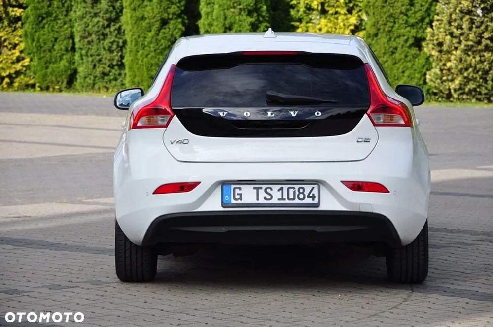 Volvo V40 D2 Momentum - 20
