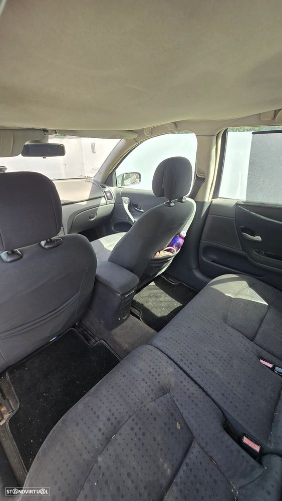 Renault Laguna Break 1.9 dCi Confort - 9
