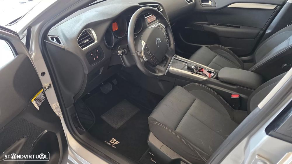 Citroën C4 1.6 e-HDi Exclusive CMP6 - 6