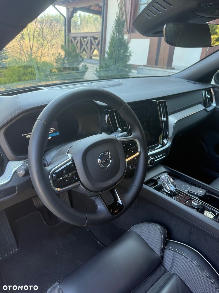 Volvo S60 B5 B AWD Ultimate Dark - 6