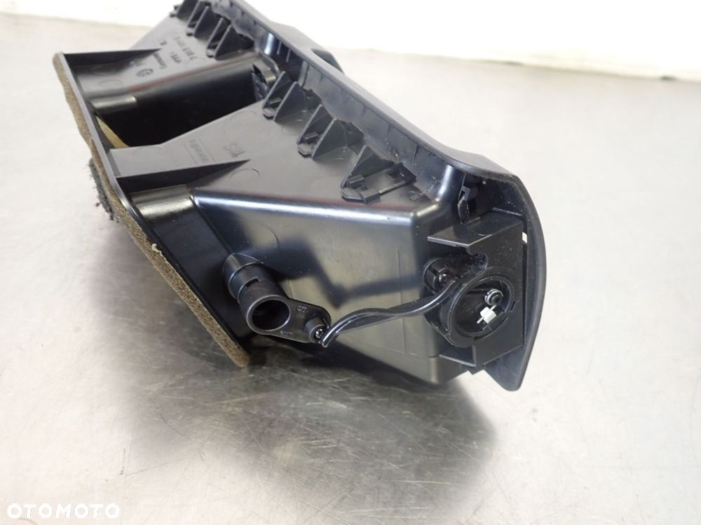 KRATKA NAWIEWU ŚRODKOWA BMW E87 - 5