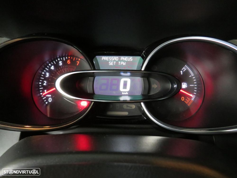Renault Clio 0.9 TCe Limited - 18