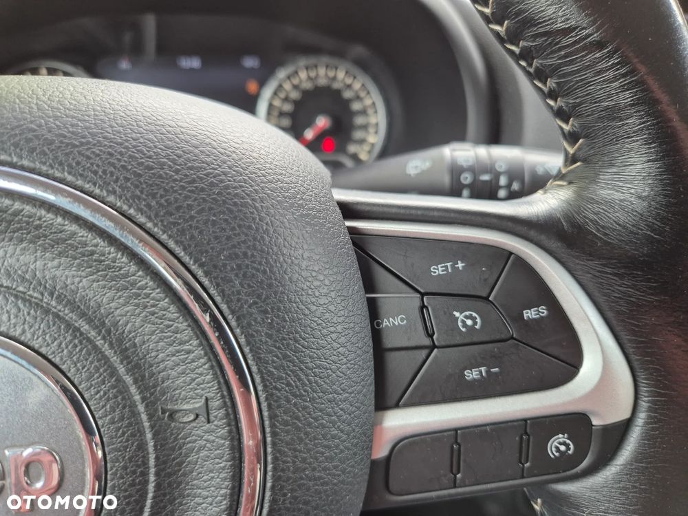 Jeep Renegade 1.4 MultiAir Limited - 13