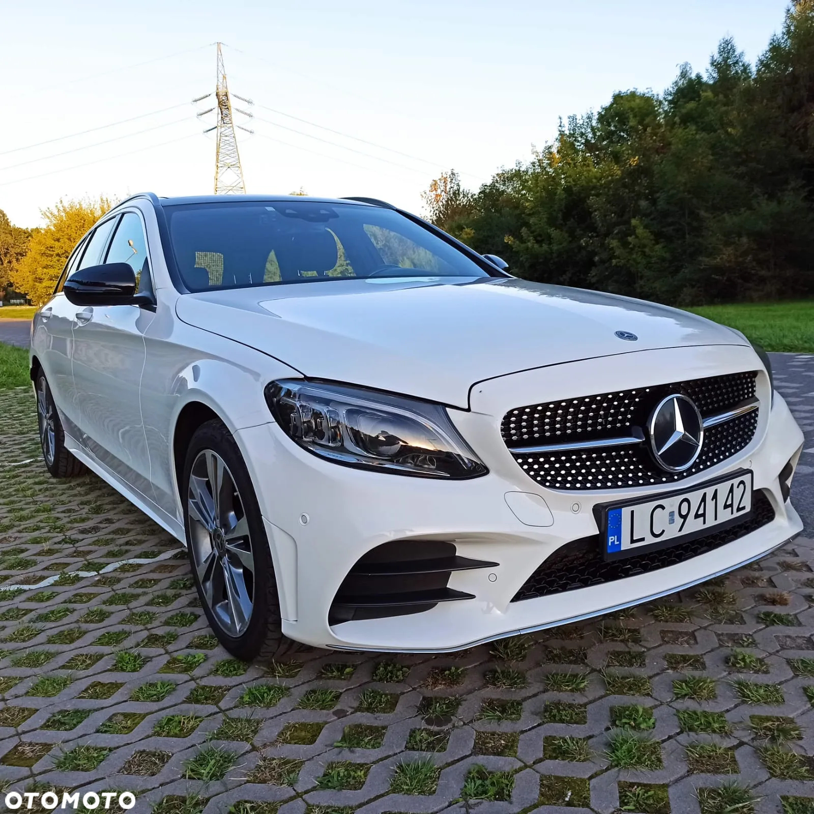 Mercedes-Benz Klasa C 220 d 4Matic T 9G-TRONIC AMG Line - 10