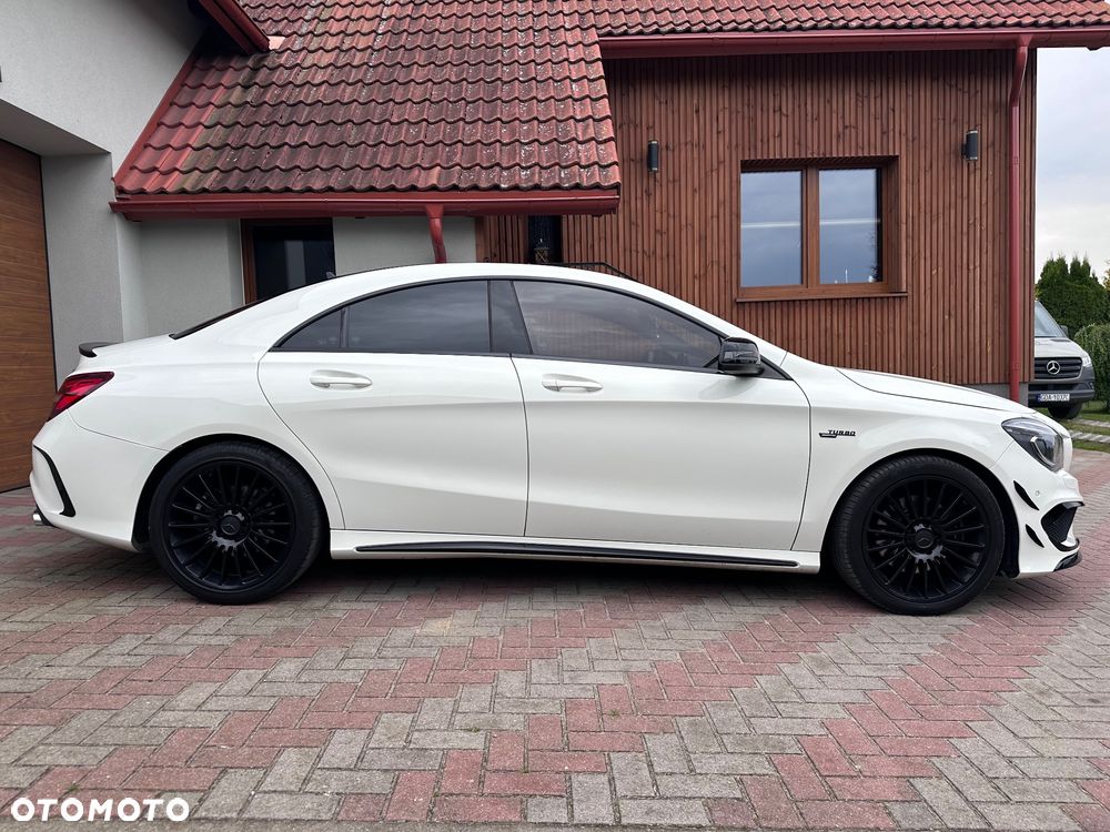 Mercedes-Benz CLA - 13