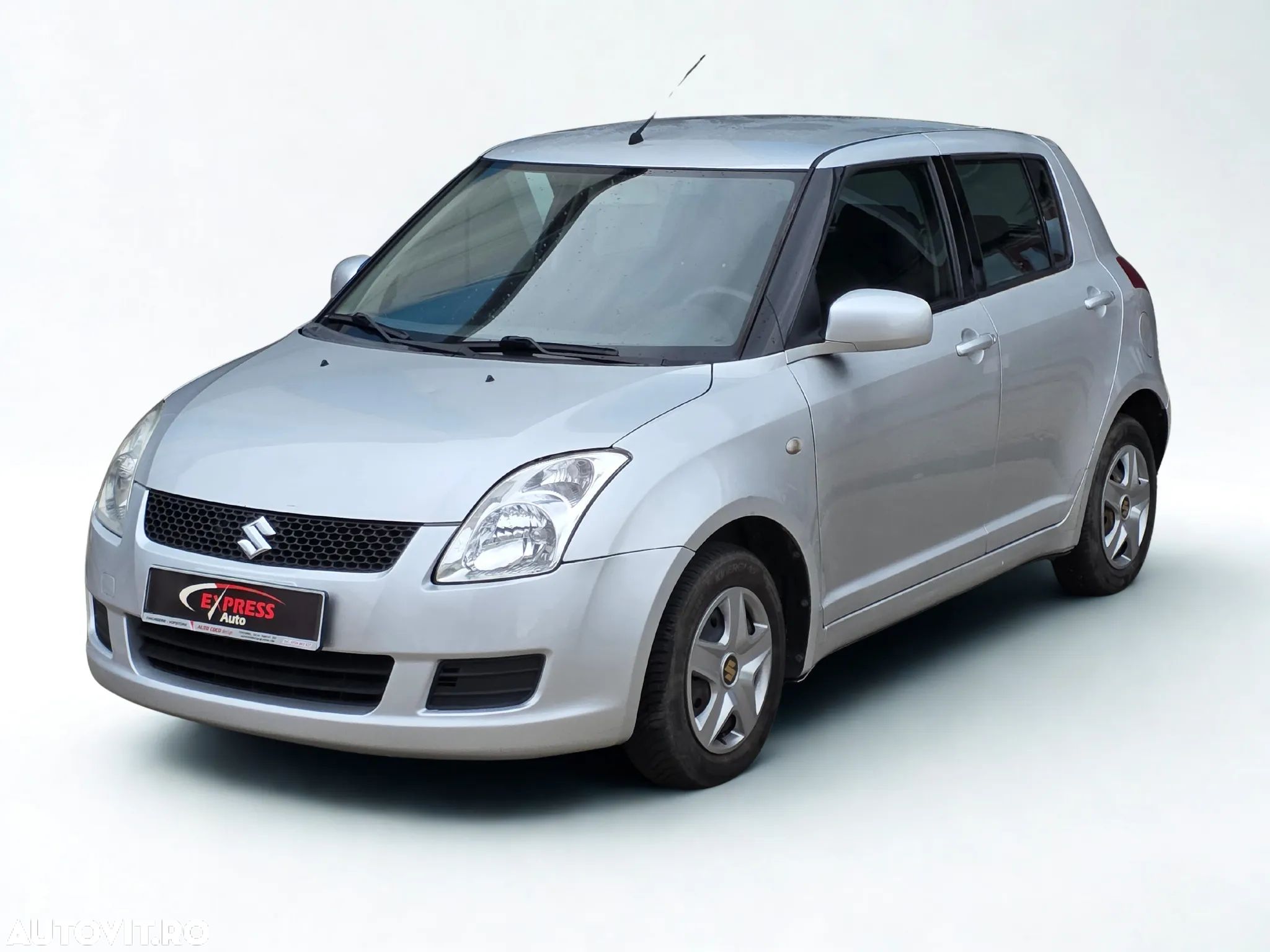 Suzuki Swift 1.3 GLX - 1