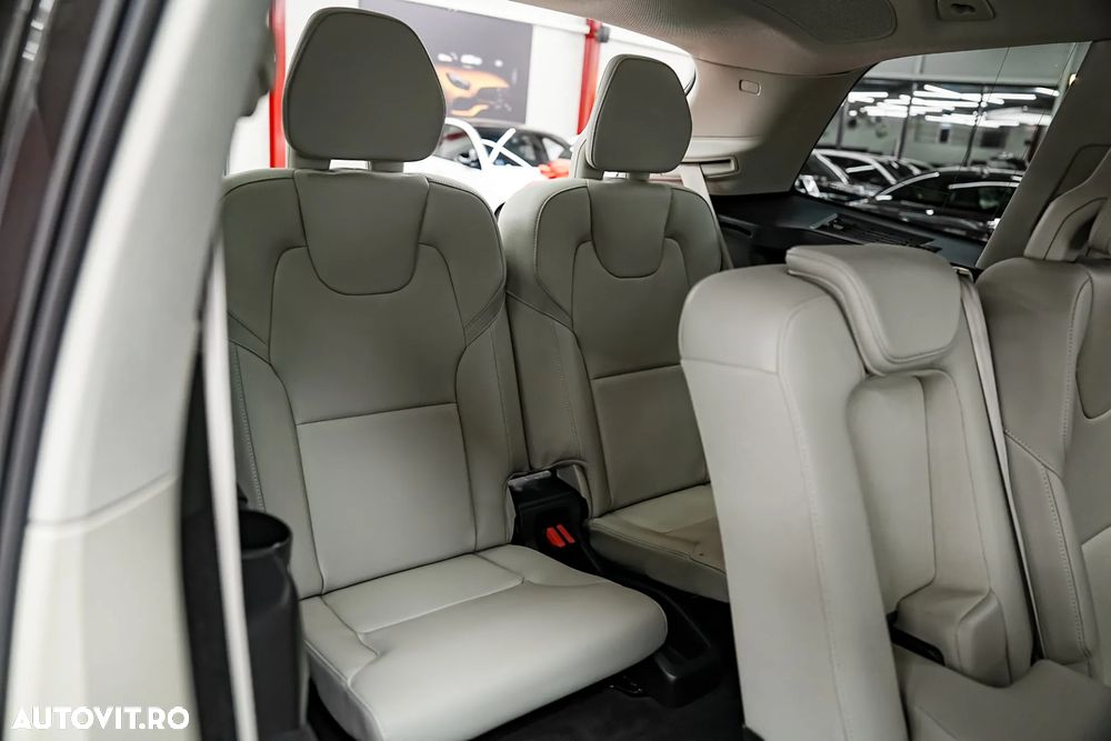 Volvo XC 90 B5 D AWD Plus Bright - 15