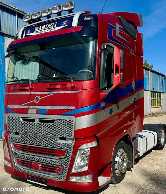 Volvo FH4 460 GLOB XL I-SHIFT SPOJLERY KLIMA WEBASTO ALUFELGI XENONY SKÓRA 2xALUTANK LODÓWKA 960000km EURO 6 2016r ŁADNY - 3